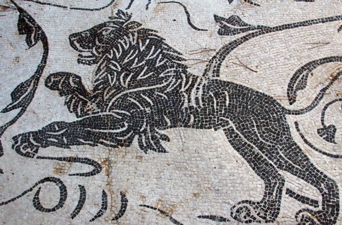 Gallery 095: Black and white animal mosaics from Ostia Antica